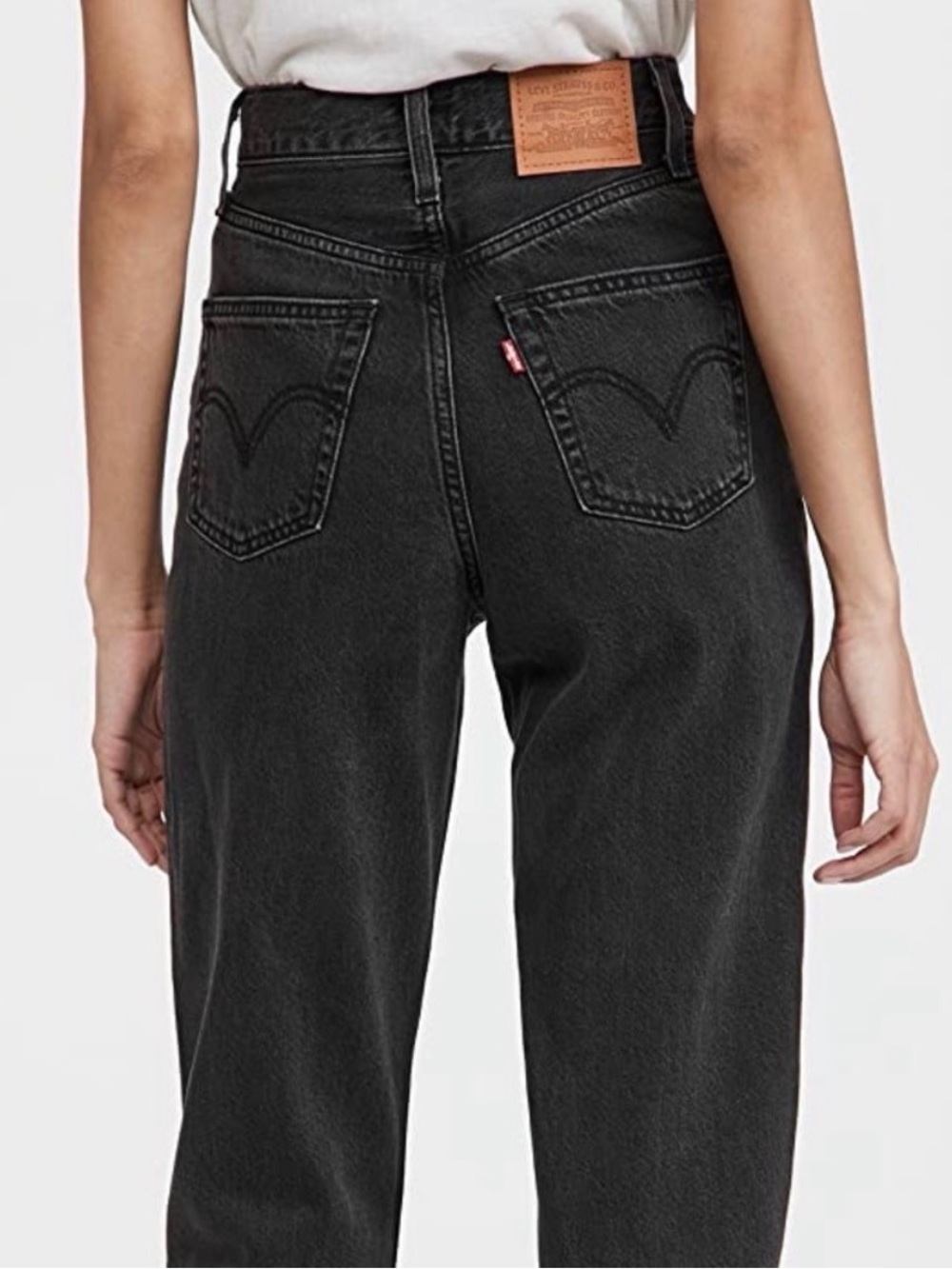Levi’s High Loose Taper Jeans